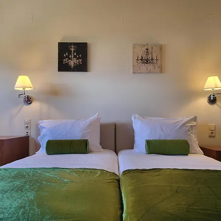 Luxury Mikaela Villa *