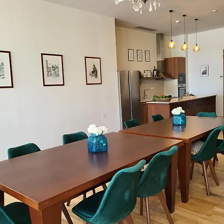 Luxury Mikaela Villa