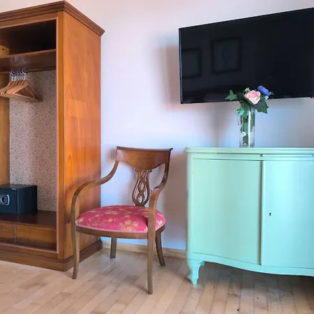 Luxury Mikaela Villa *