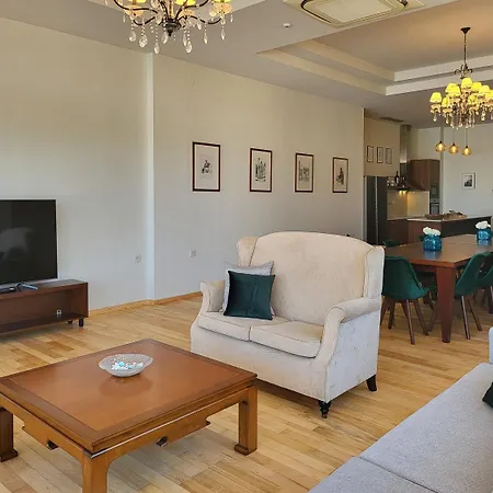 Villa Luxury Mikaela *