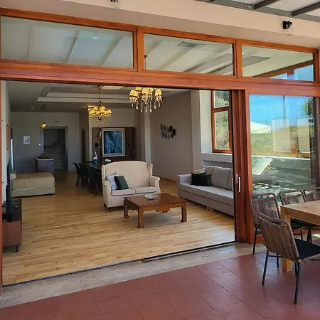 Luxury Mikaela Villa